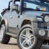 MahindraThar敞篷车改装有20英寸合金高性能轮胎